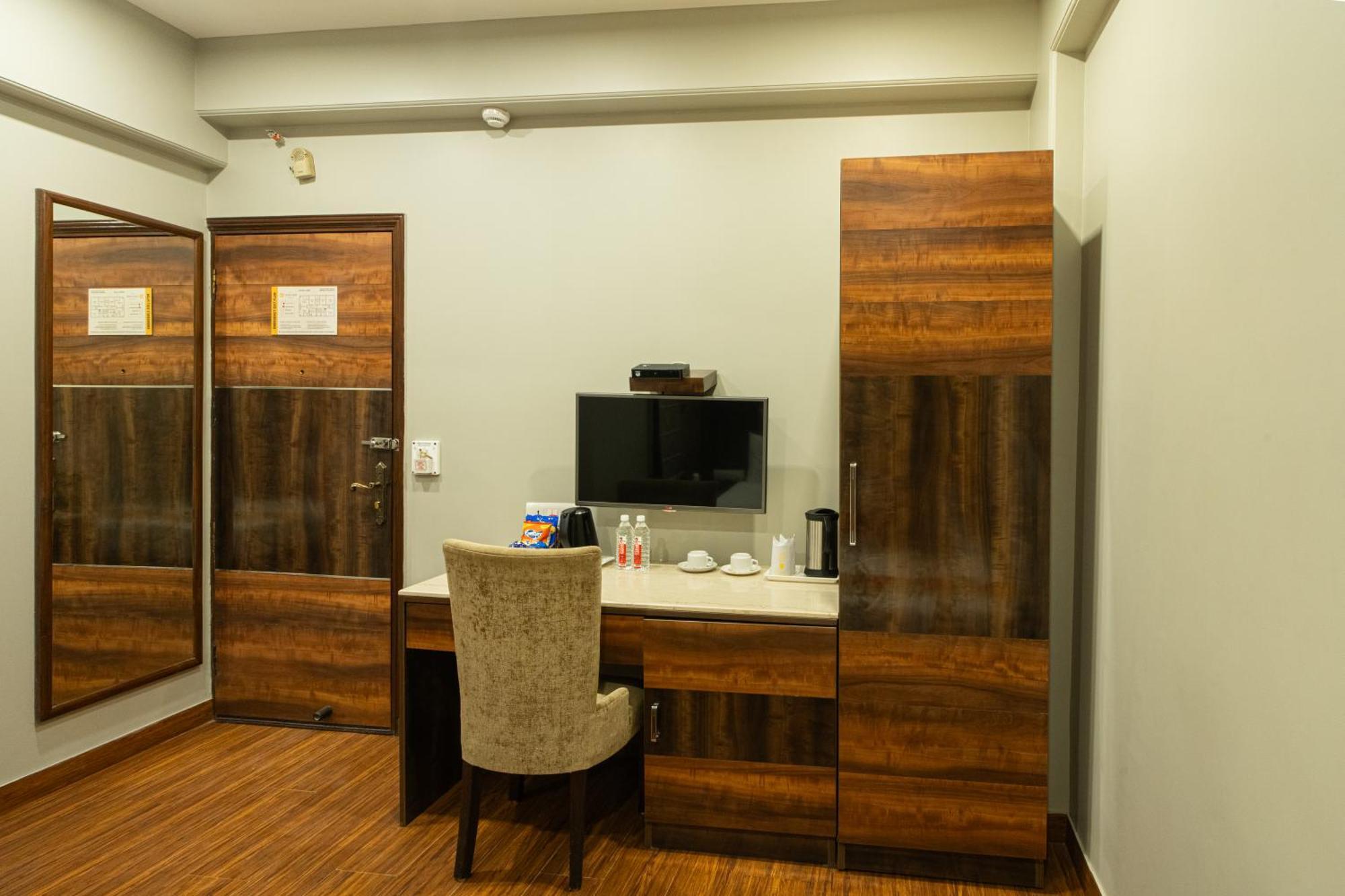Hotel Sunstar Grand Delhi  Luaran gambar