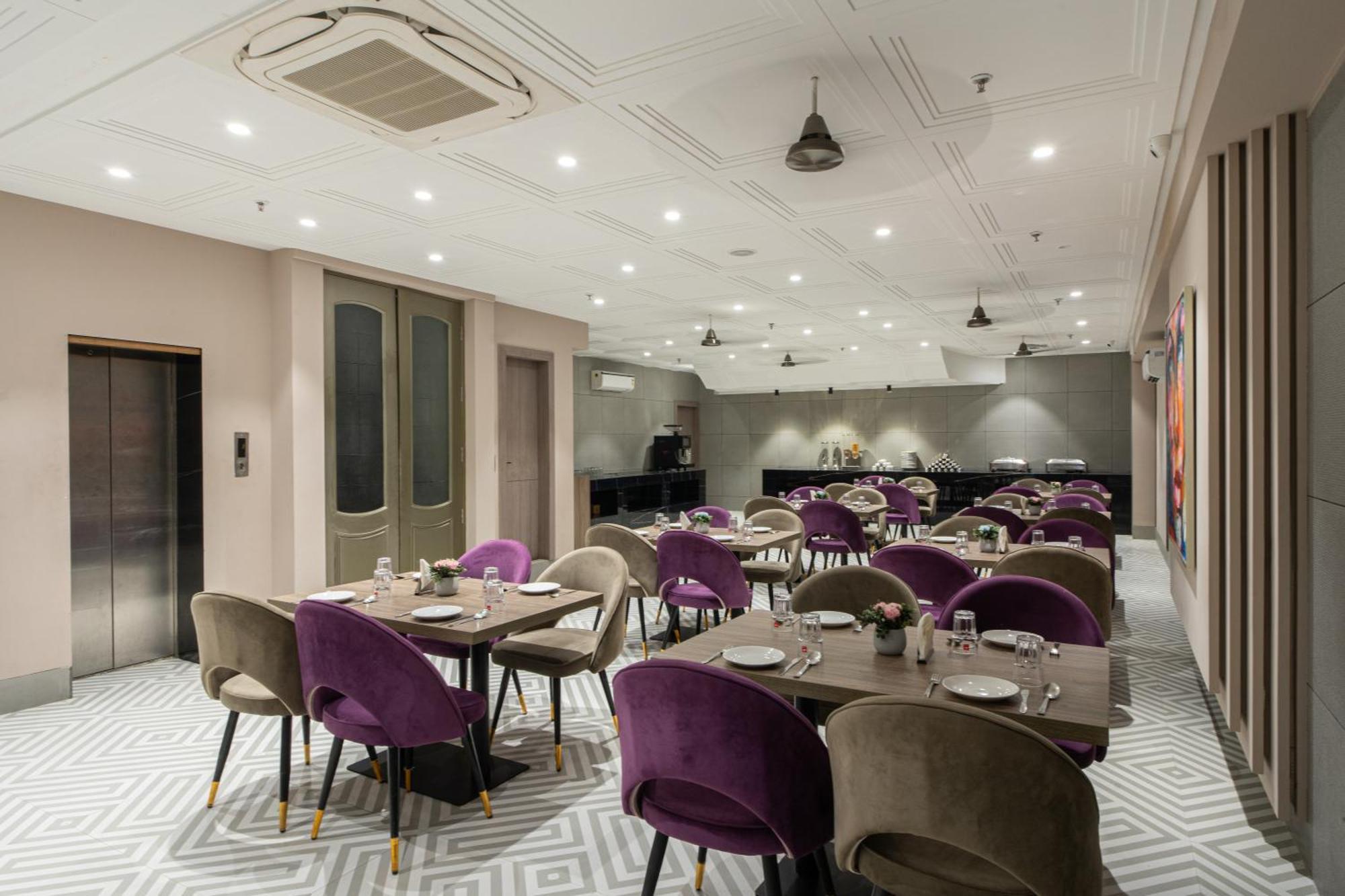 Hotel Sunstar Grand Delhi  Luaran gambar