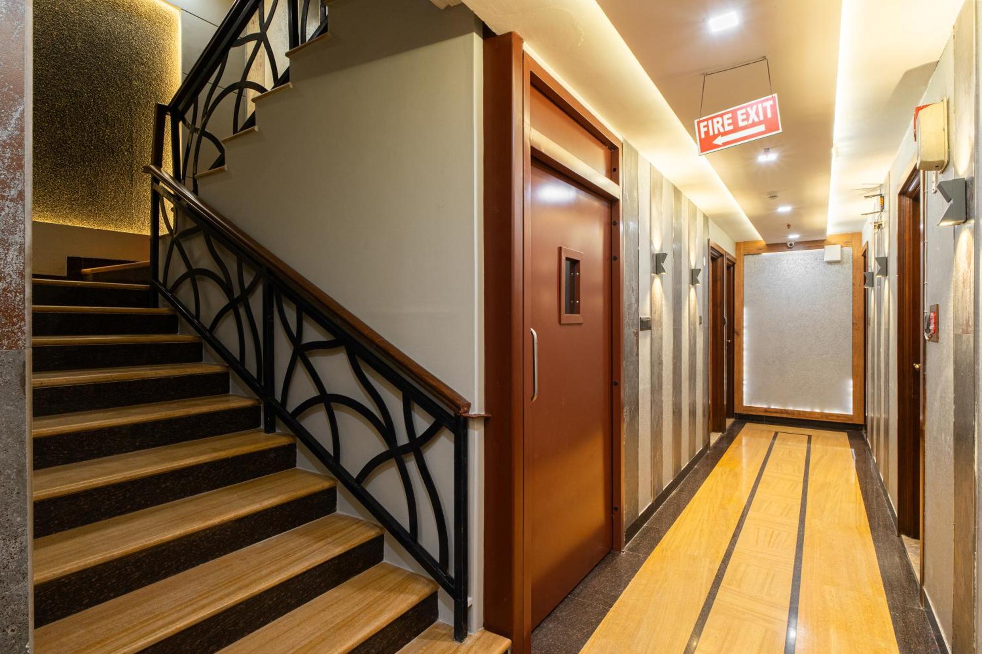 Hotel Sunstar Grand Delhi  Luaran gambar
