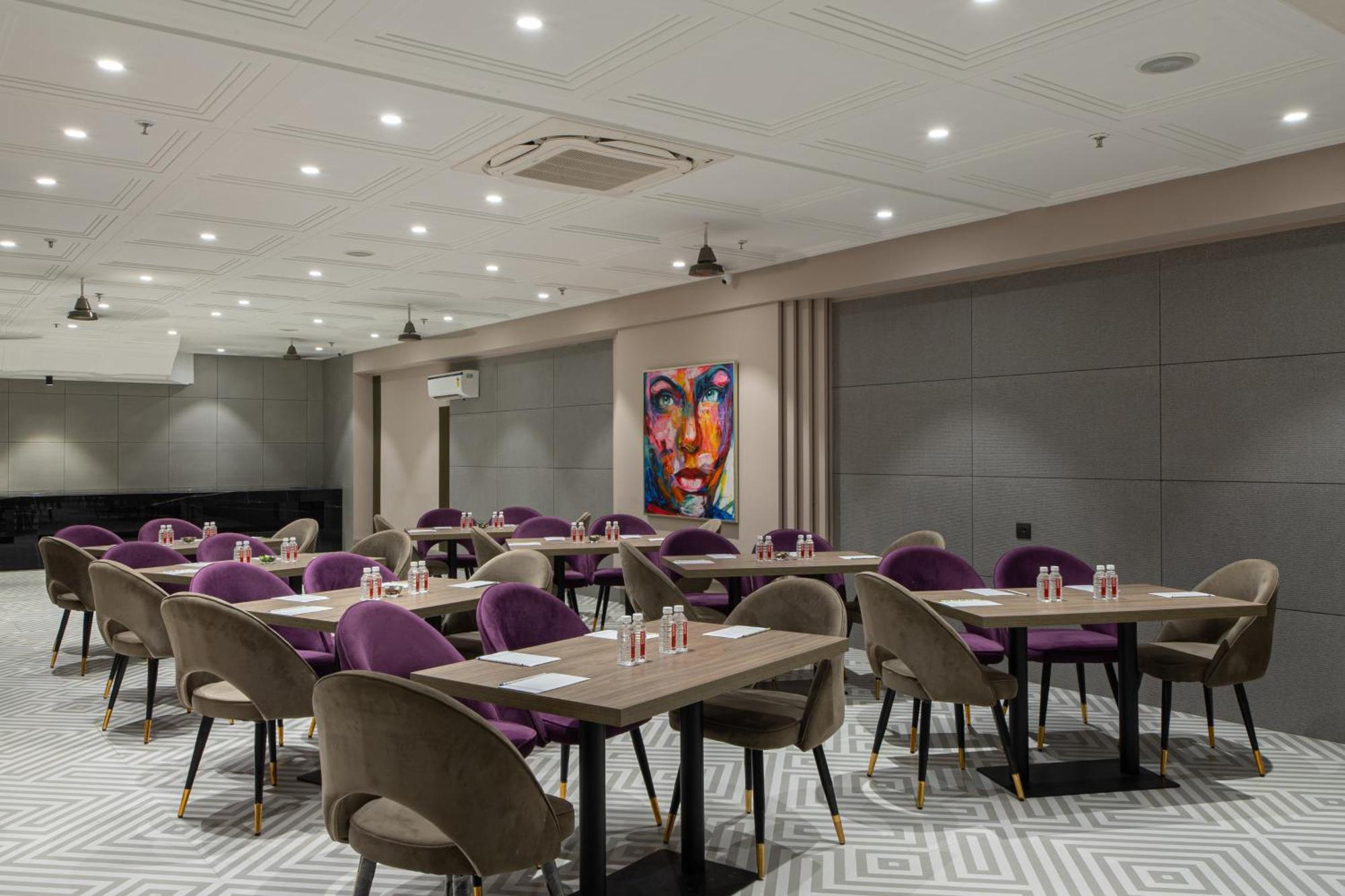 Hotel Sunstar Grand Delhi  Luaran gambar