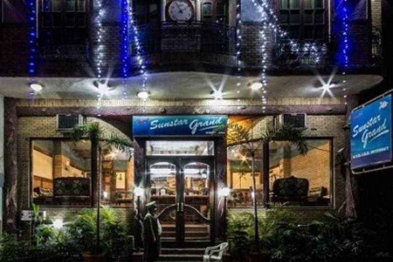 Hotel Sunstar Grand Delhi  Luaran gambar